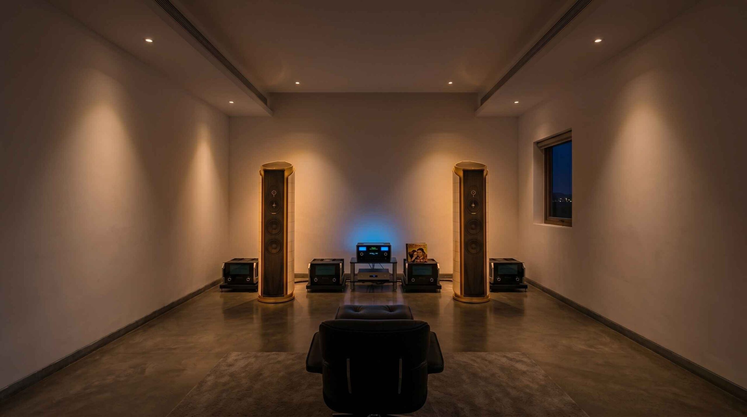 Sonus Faber 1.17 crore reference HiFi listening room Satara Maharashtra by Sound Innovators